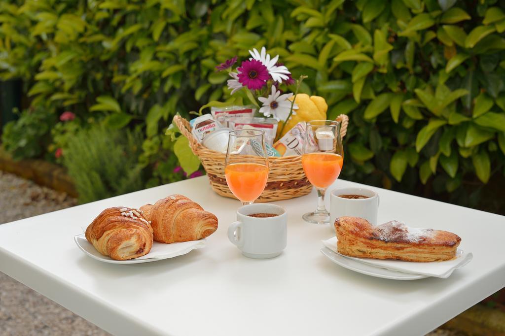 La Capannina Bed & Breakfast โปรชิดา ภายนอก รูปภาพ
