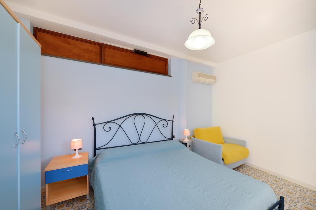 La Capannina Bed & Breakfast โปรชิดา ห้อง รูปภาพ