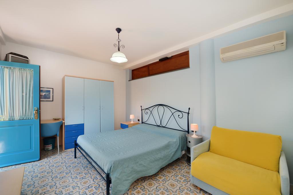 La Capannina Bed & Breakfast โปรชิดา ห้อง รูปภาพ