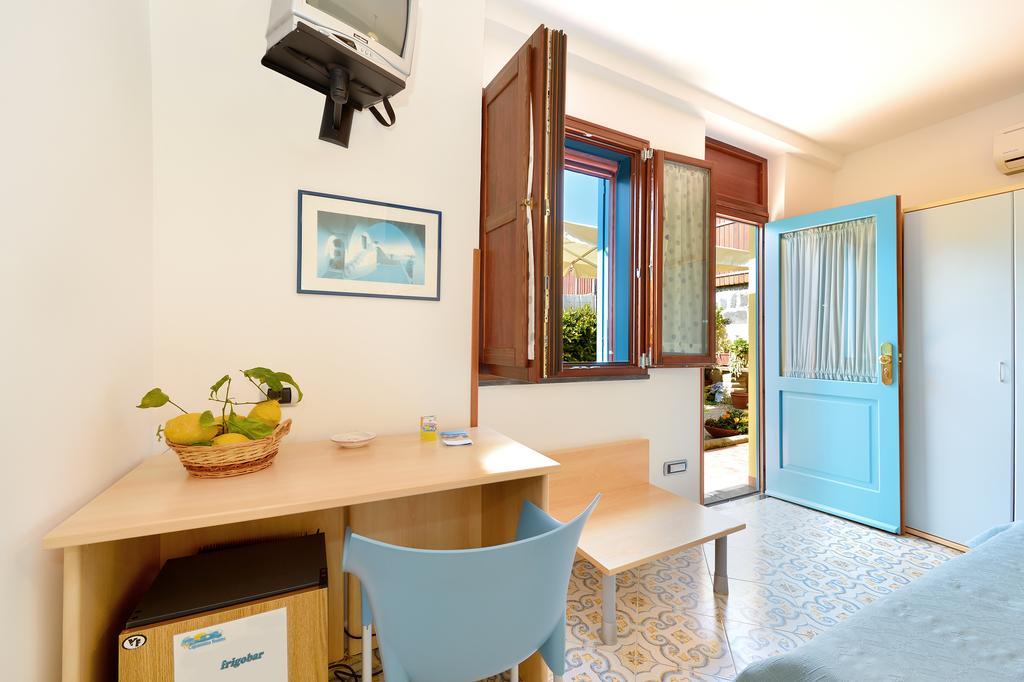La Capannina Bed & Breakfast โปรชิดา ห้อง รูปภาพ